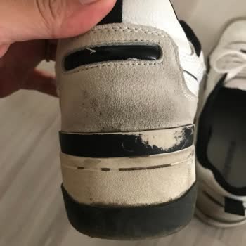 Stradivarius Spor Ayakkabıda Renk Atma