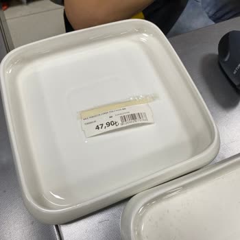 Ulu Plastik Etiket İle Kasa Fiyatı Farklı