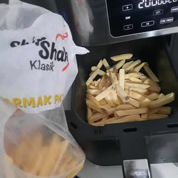 Ship Shak Markalı Parmak Patateslerde Çürükler