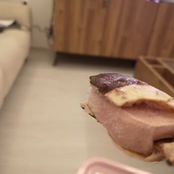 Gross Toptan Market (Bursa) Bozuk Magnum Satışı Ve Saklama Koşulları