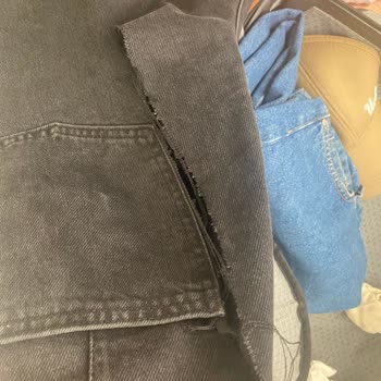 LC Waikiki Pantolon Hasarı Yırtılması