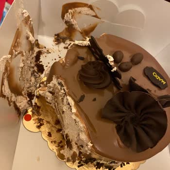 Mado Yaş Pasta Bozulmuş Geldi