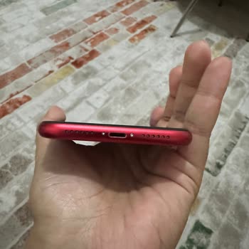 iPhone Kırmızı İphone 11 Kronik Sorunu Ve Sıfır Cihaz Talebi