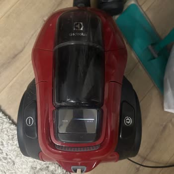 Electrolux Süpürge Tutma Yeri