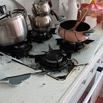 Kumtel Cam Ocak Patladı, Garanti Karşılamıyor!