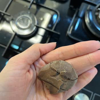 Eti Gıda Eti Browni İntense Çikolatası Bozuk
