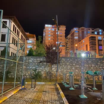 Tokat Belediyesi Voleybol Sahasının Aydınlatma Lambası