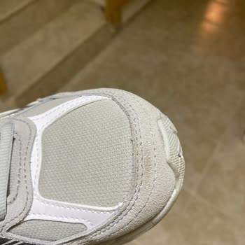 Deichmann Mark Antalya'da Yanlış Reklam!