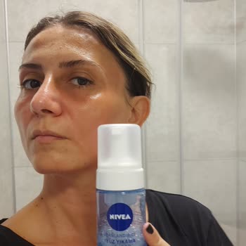 Nivea'ya Dikkat Yüzümü Yaktı Resmen!