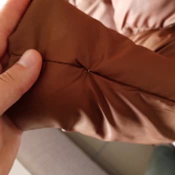 Modanisa'dan Benguen Marka Şişme Mont Aldım Defolu Çıktı