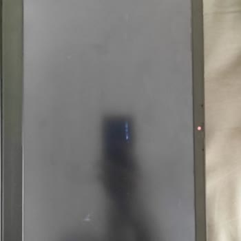 Lenovo Bilgisayar Lenovo Ideapad Gaming 3 Ekranda Mor Çizgiler