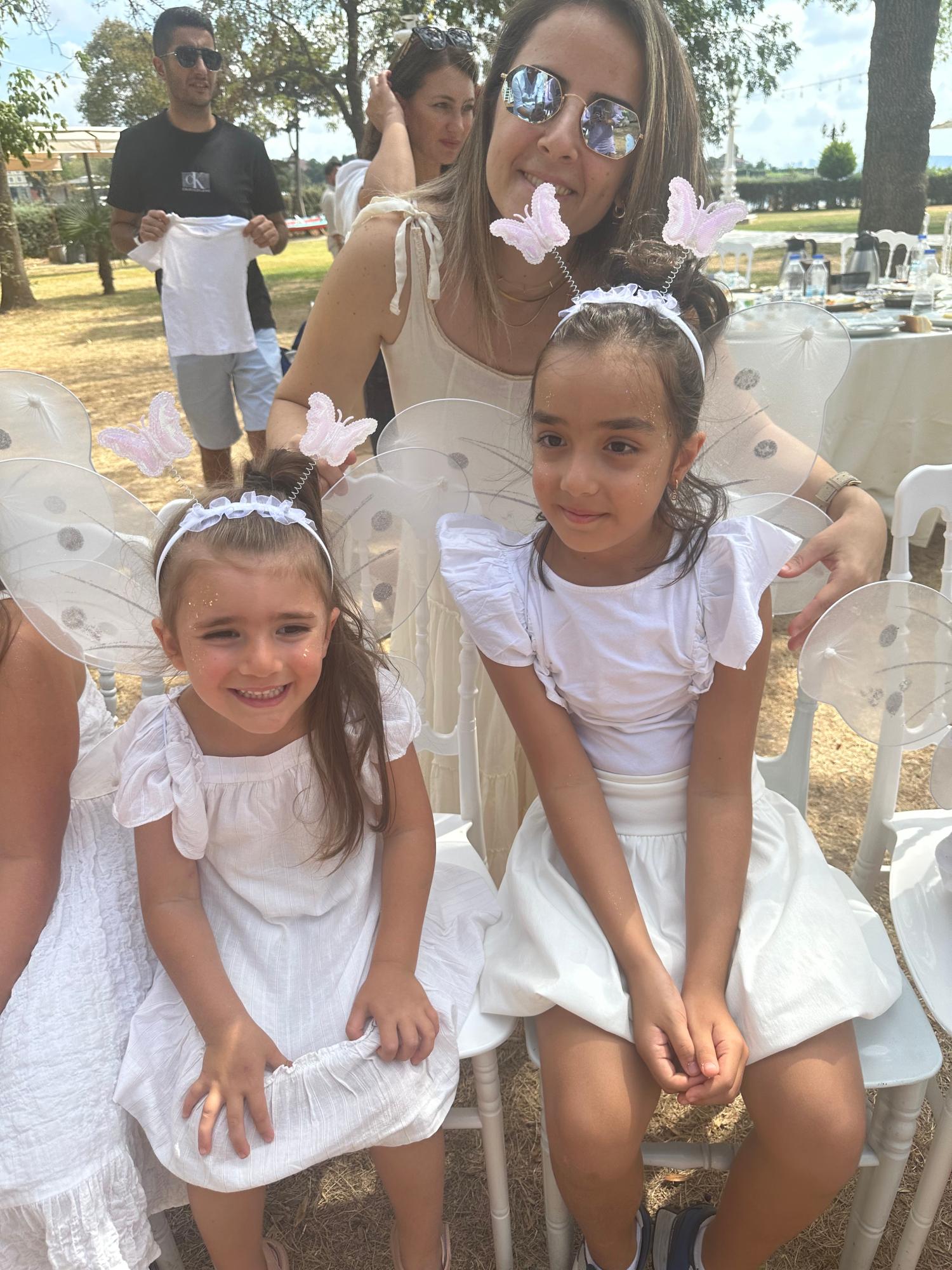 Lily and Rose Bikini Metalleri Soyulması Ve Boya Vermesi Şikayetvar