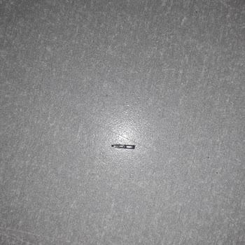 Yepar Ayakkabı Ayakkabıda İğne Parçası