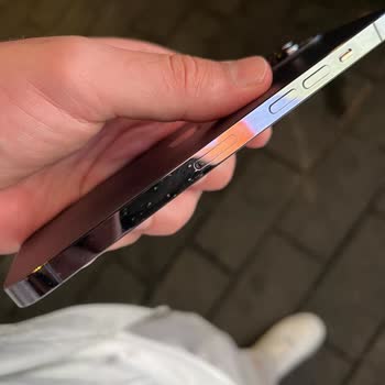iPhone 14 Pro Max Kasası Soyuluyor