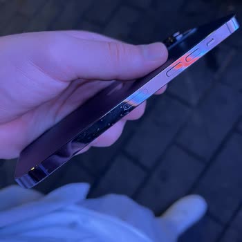 iPhone 14 Pro Max Kasası Soyuluyor