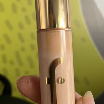 Flormar Stay Perfect Concealer Hemen Renk Değiştirdi.