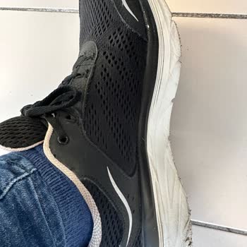 Skechers Ayakkabı Kısa Sürede Parçalanması