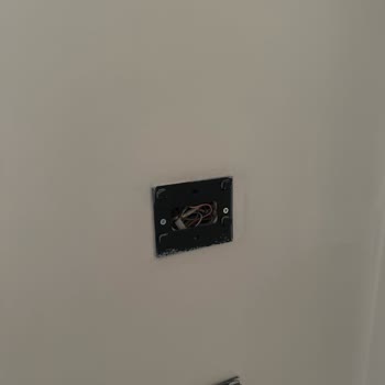 TOKİ Asansörün 2 Aydır Çalışmaması Ve Diğer Sorunlar