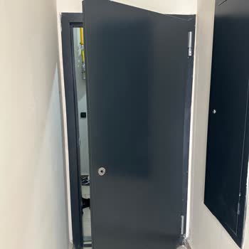 TOKİ Asansörün 2 Aydır Çalışmaması Ve Diğer Sorunlar