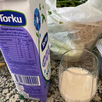 Torku Laktozsuz Sütün Rengi