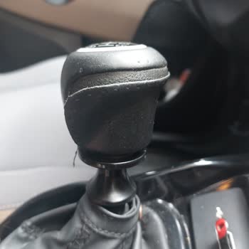 Fiat Vites Topuzu Dikişler Attı