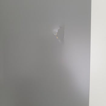 Cilalı Taş Devri İn, IKEA Out