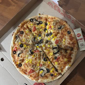 Pasaport Pizza Eksik Gönderilen Ürün Ve Yemek Sepetinin İade Yapmaması