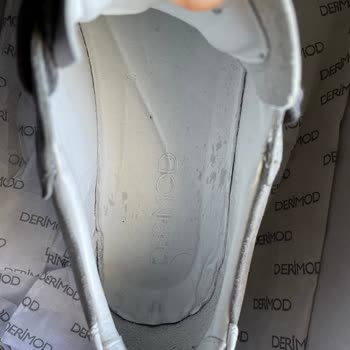 Derimod Ayakkabı Taban Soyulması