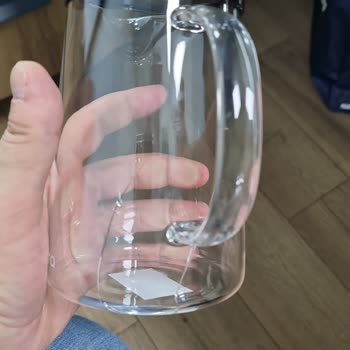 Chakra Kırık Demlik Gönderdi