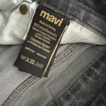 Mavi Jean Kot Pantolonları Renk Atma Sorunu