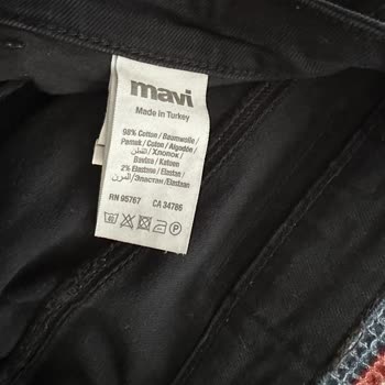 Mavi Jean Kot Pantolonları Renk Atma Sorunu