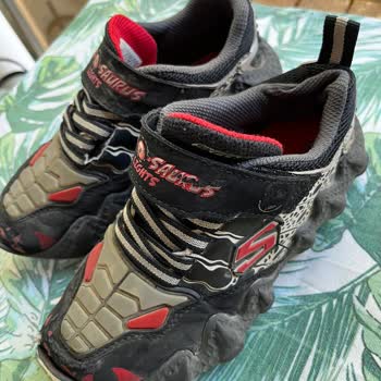 Skechers Kısa Sürede Kullanılmaz Hale Gelen Ürünler