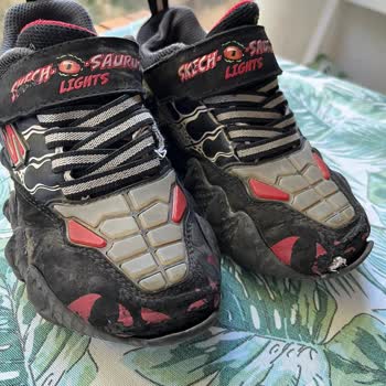 Skechers Kısa Sürede Kullanılmaz Hale Gelen Ürünler