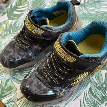 Skechers Kısa Sürede Kullanılmaz Hale Gelen Ürünler