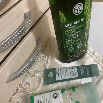 Yves Rocher Geçmeyen Saç Derisi Kaşıntısı Ve Yüzümde Oluşan Kabarcıklar