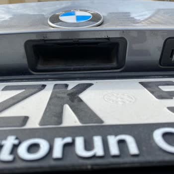 BMW Kapı Kolları Ve Plastik Kimi Aksamları Sıcaktan Eriyor!