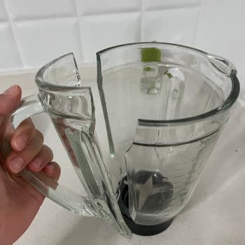 Arzum Blender Sürahi Kısmı Kırıldı