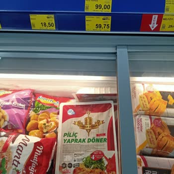 BİM Market Satmadığı Ürünü Reyona Koyuyor