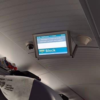 Yüksek Hızlı TREN-YHT Sefer Saatlerinin Düzensizliği