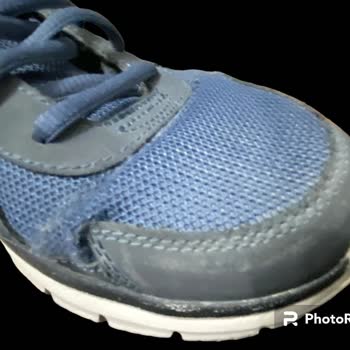 Metro Market Den Skechers Ayakkabı Al Ma Yın!