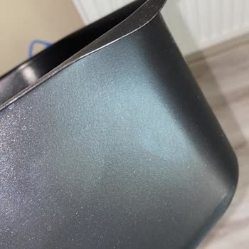 Kusurlu Sinbo Airfry. İlgisiz Şok Marketler