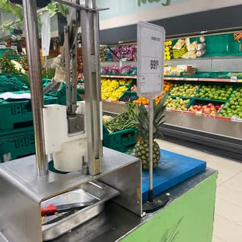 Kayaşehir Migros Çalışanları Yardımcı Olmuyor