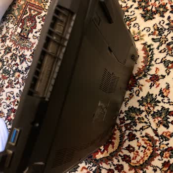 Dökülme Çürüme Monster Bilgisayar Kasasının Kırılganlığı