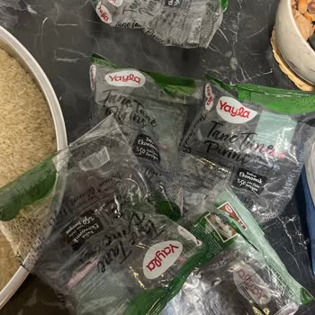 Yayla Bakliyat Böcekli Satılan Pirinç Paketleri