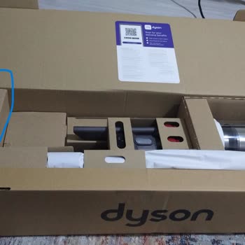 Dyson V15 Aldım Eksik Parçalar Vardı