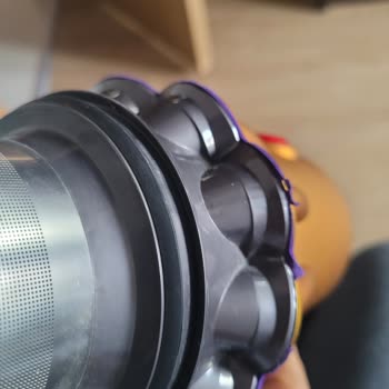 Dyson 12 Mor Yerleri Çıkıyor