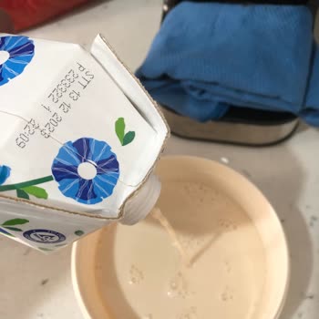 Torku Değişik Renkli Süt