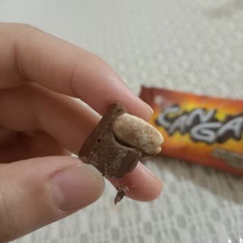 Eti Canga Çikolatadan Kıl Çıkması