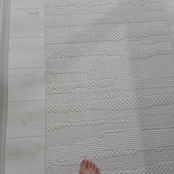 Nilay Halı Mobilya Sorumsuz İlgisiz Satıcı