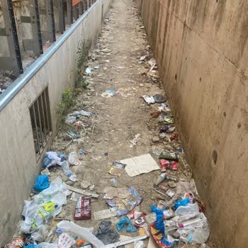 Yavuz Selim Ortaokulu (Karabağlar) Anaokulu Yol Sorunu